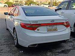 هیوندای ازێرا